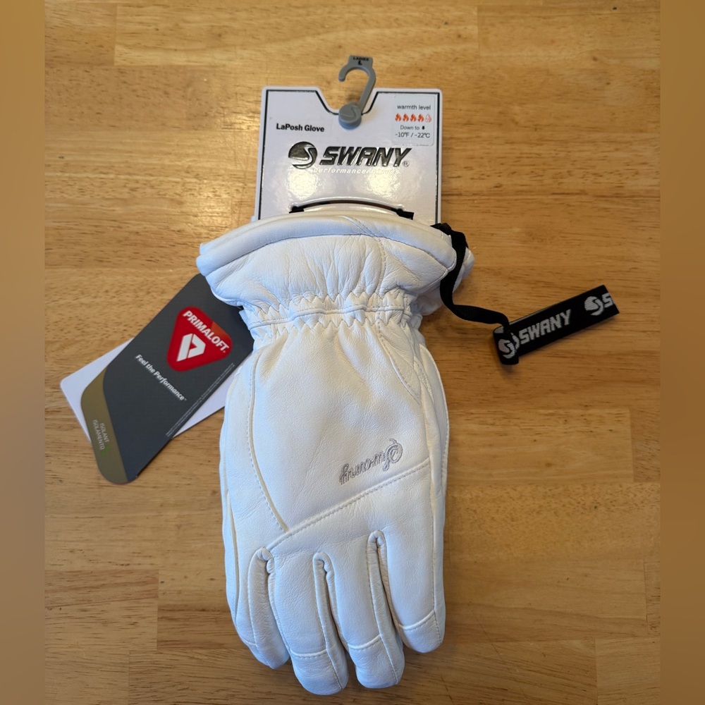 Women’s White Leather Gloves